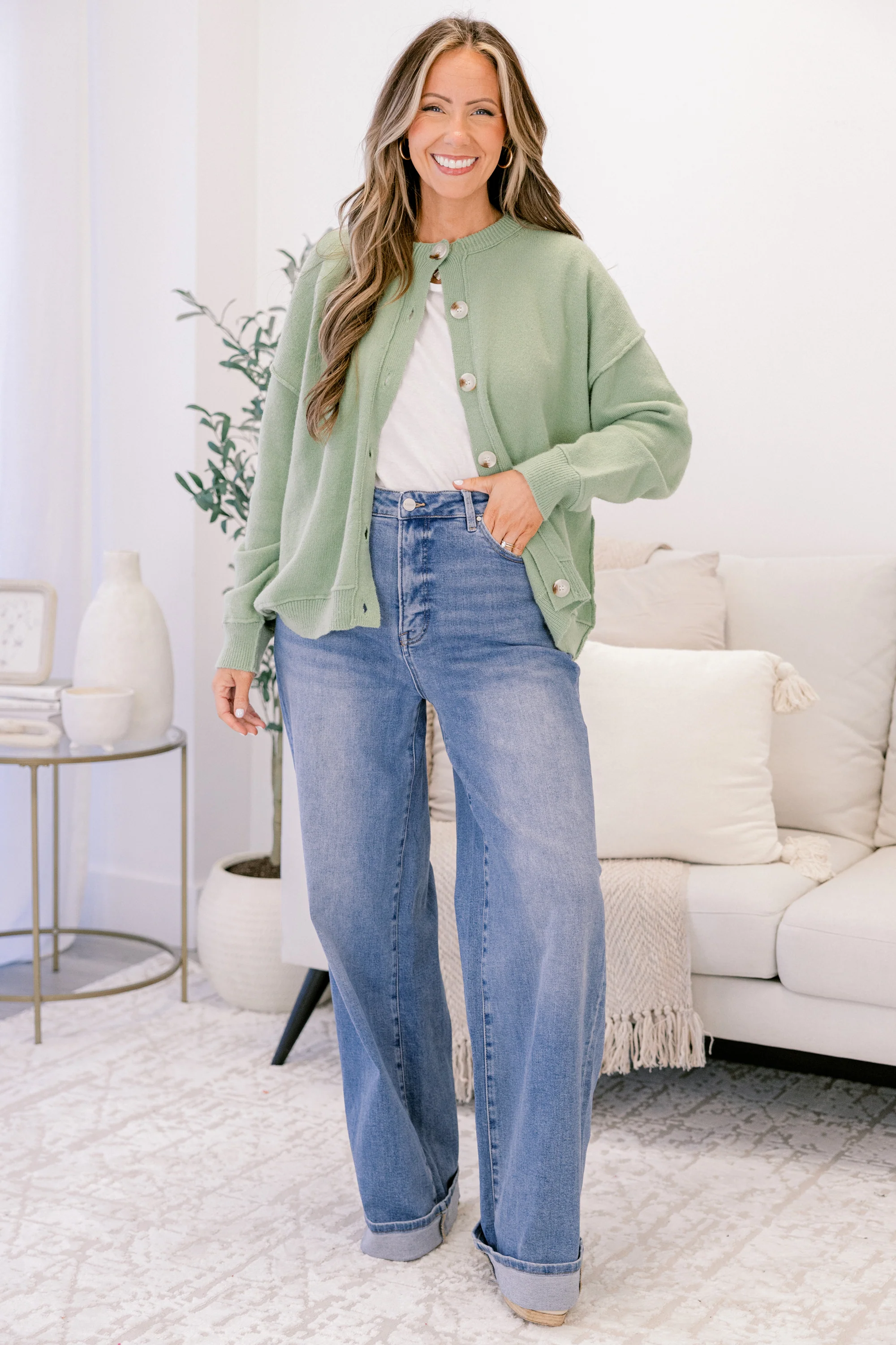 Owning The Moment Jeans, Medium Wash - Weilaico