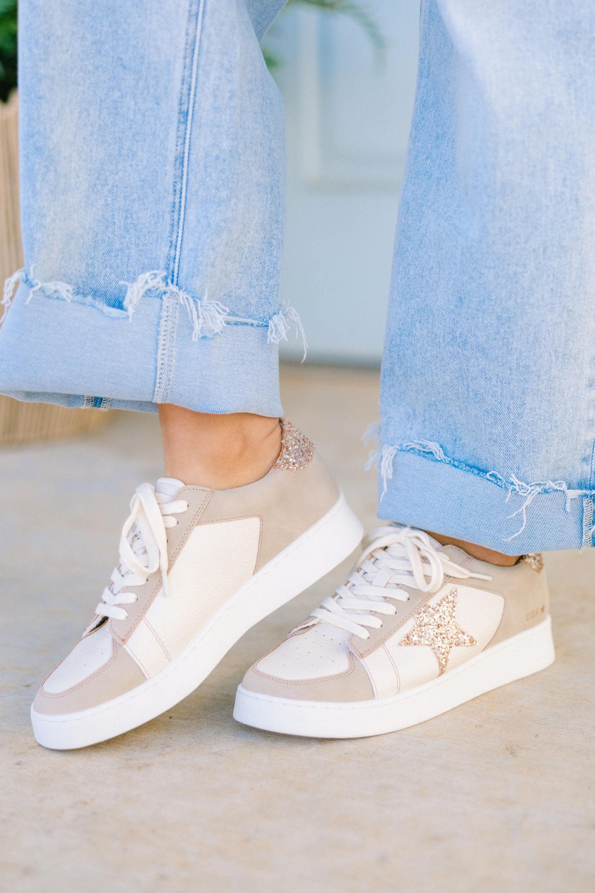 Take The Chance Sneakers, Gold - Weilaico