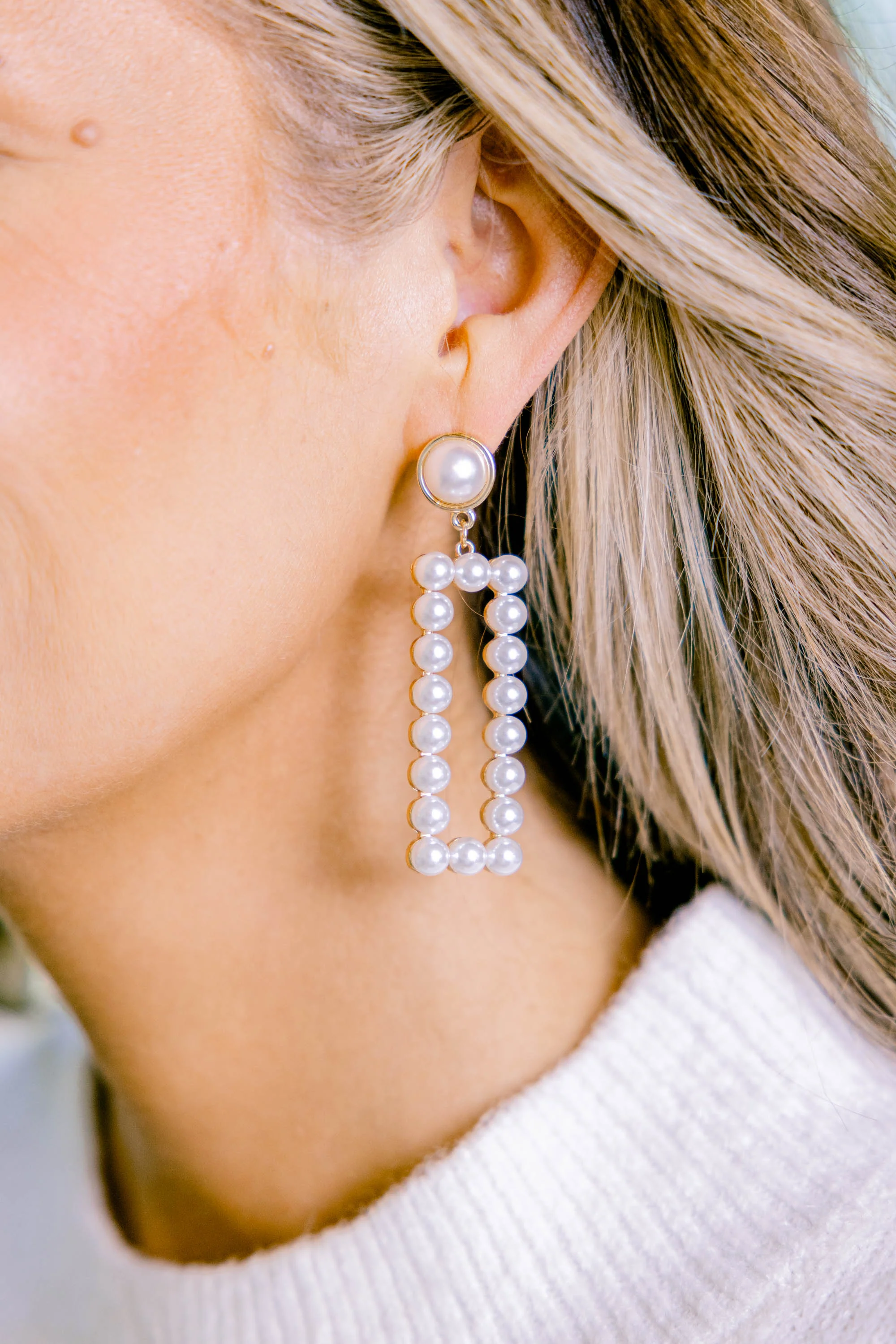 Clicked One Night Earrings, Pearl - Weilaico