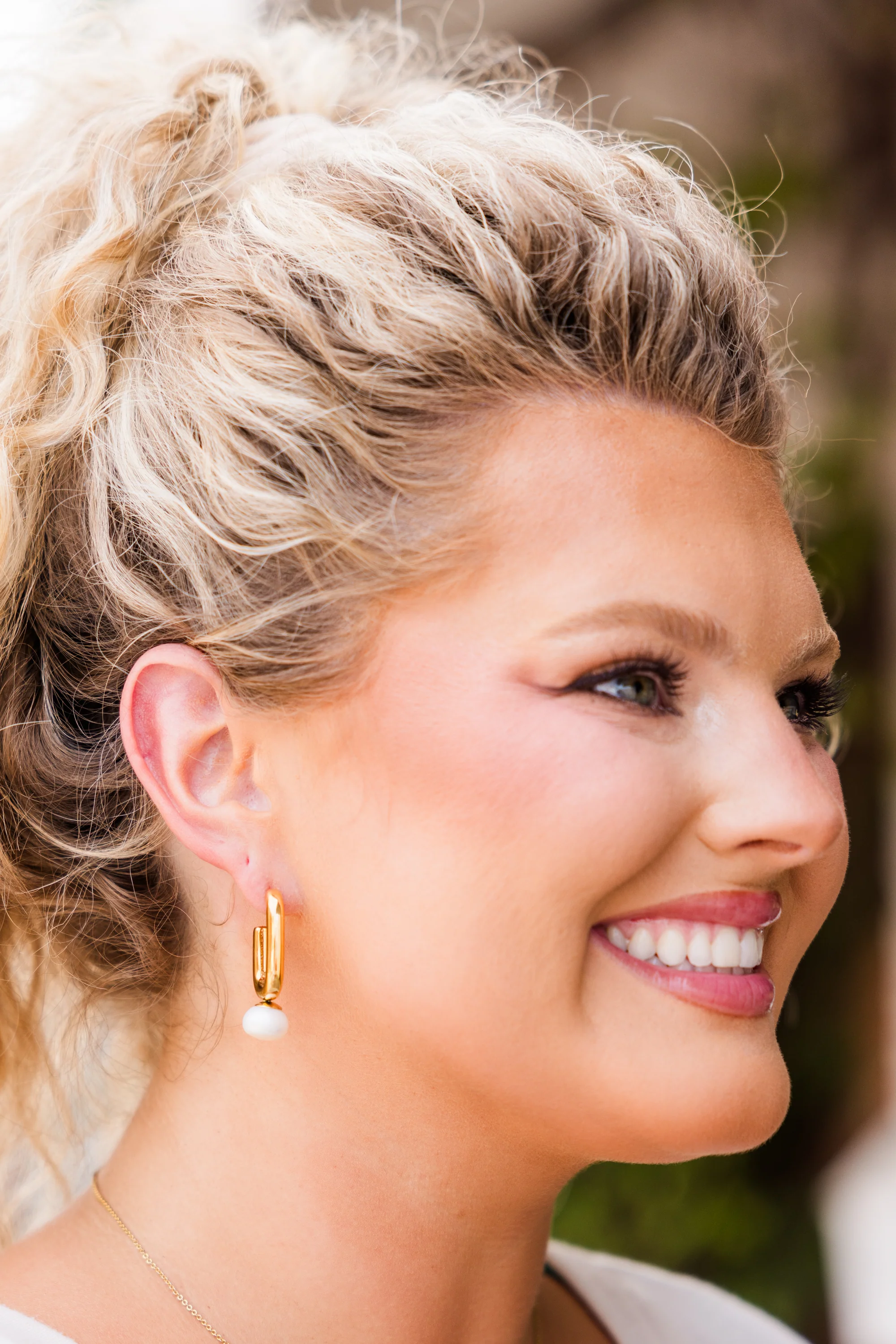 Lauren Kenzie: Spirit Of Bliss Earrings, Pearl - Weilaico
