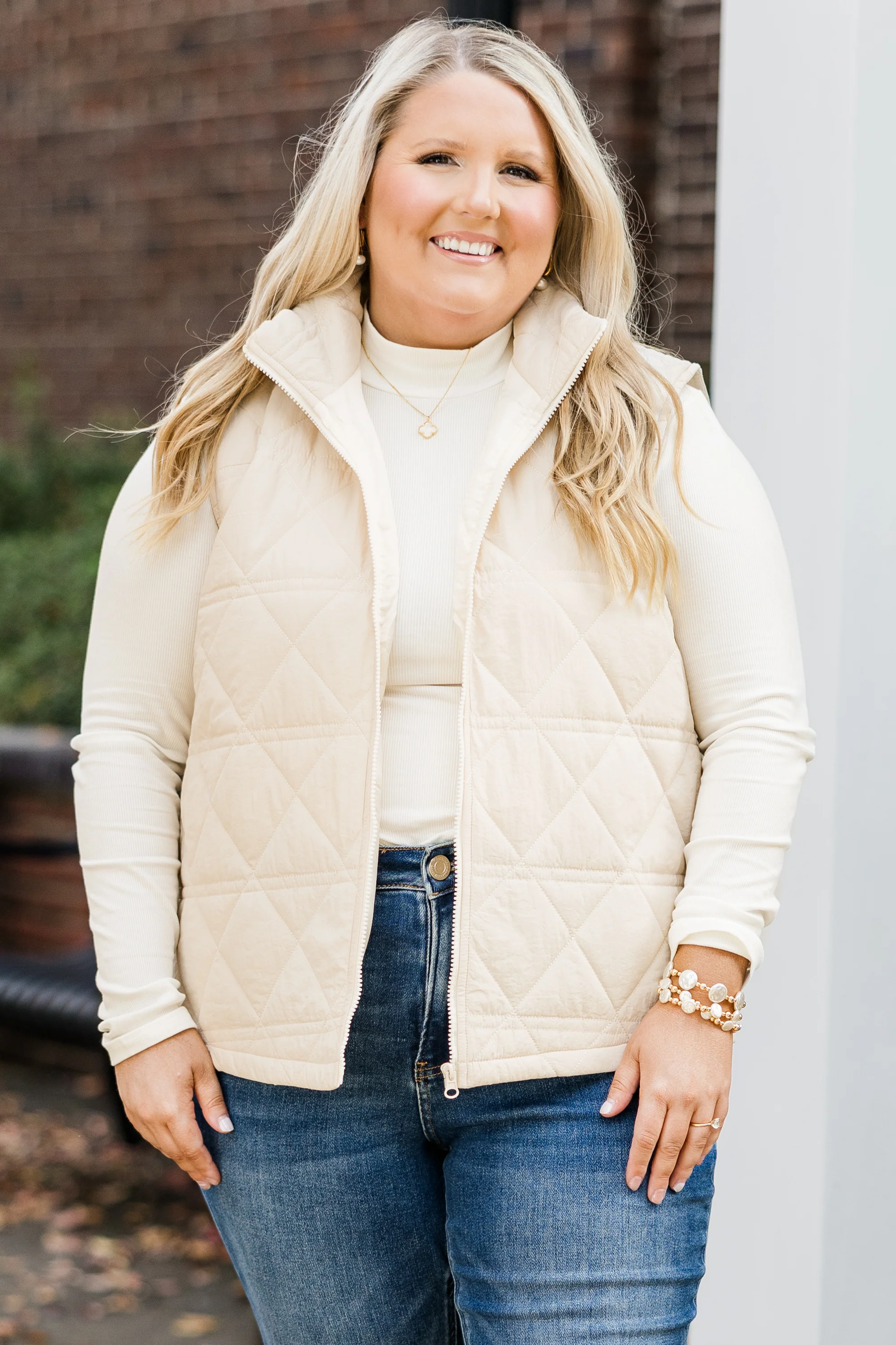 Comfort Cutie Vest, Cream - Weilaico