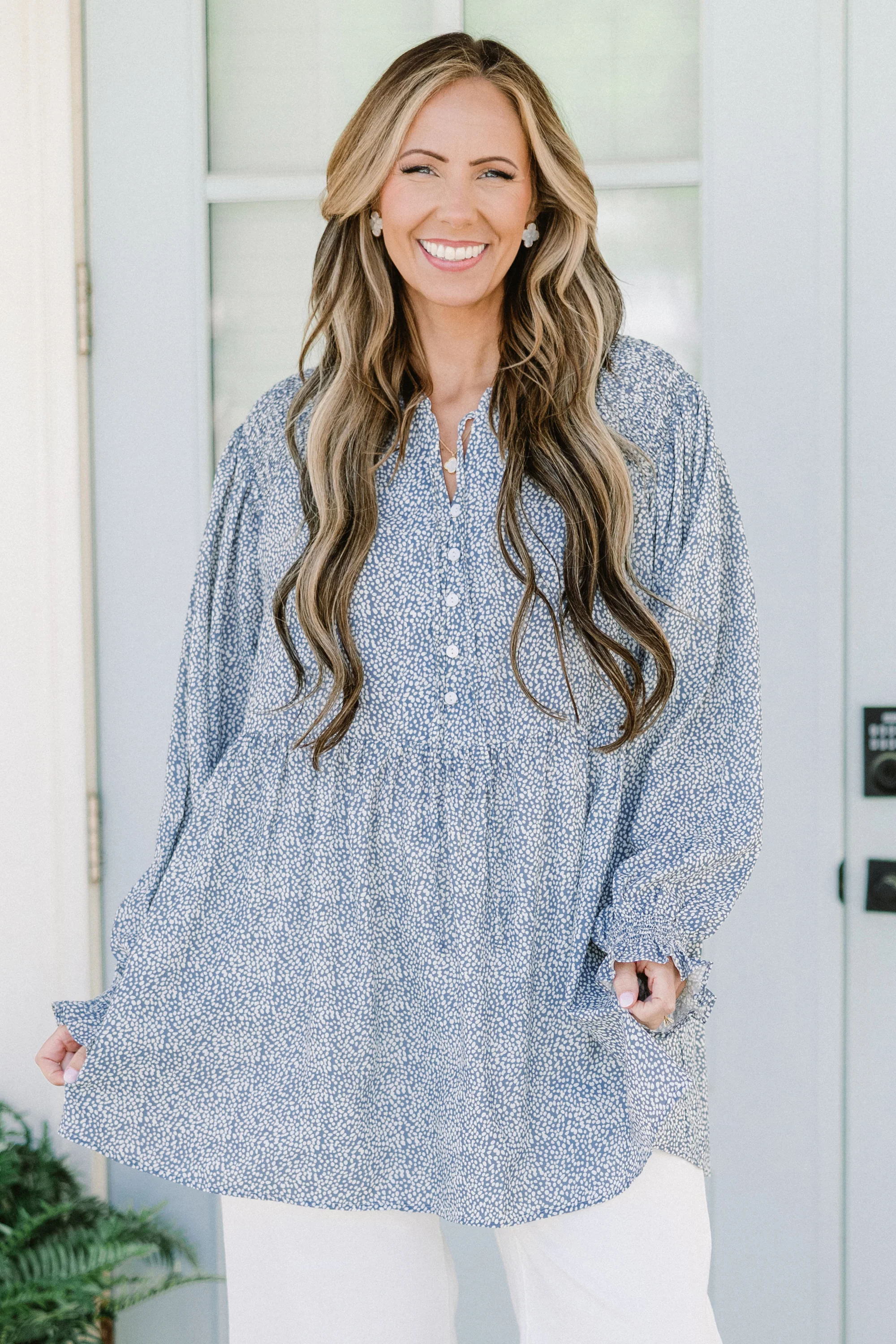 World Hear Me Roar Top, Blue - Weilaico