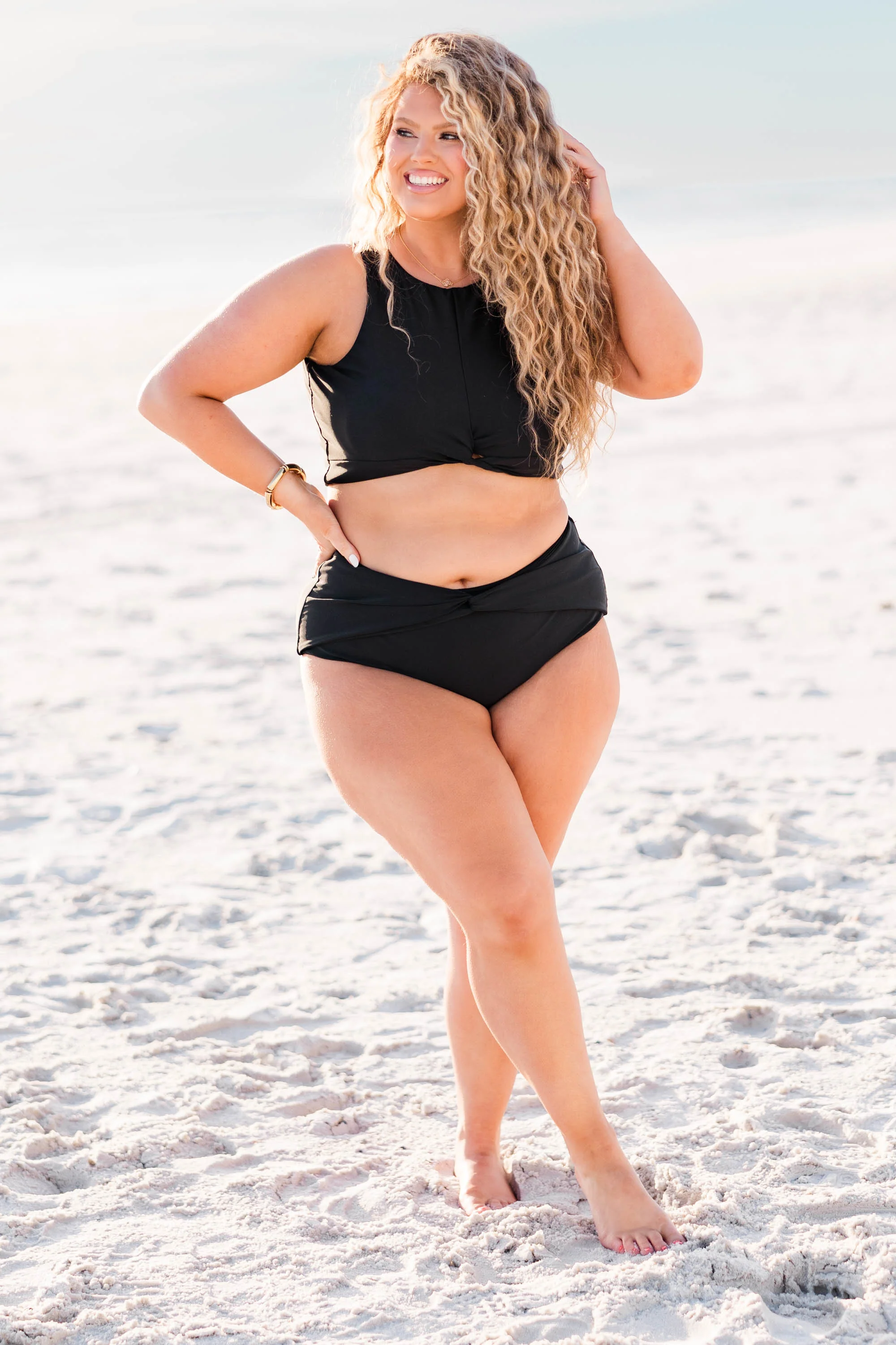 Swim With Me Swim Top, Black - Weilaico