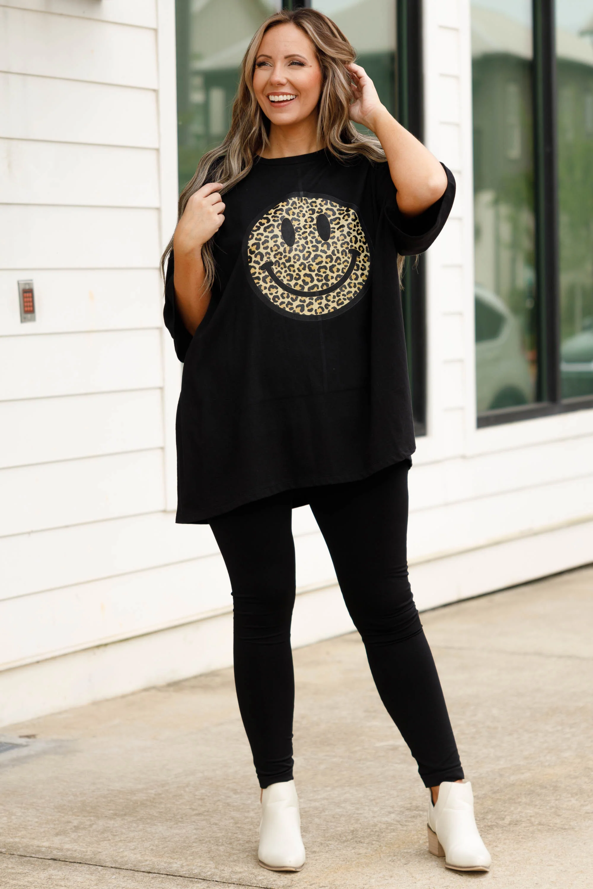 Smiley Face Boyfriend Tee, Black - Weilaico