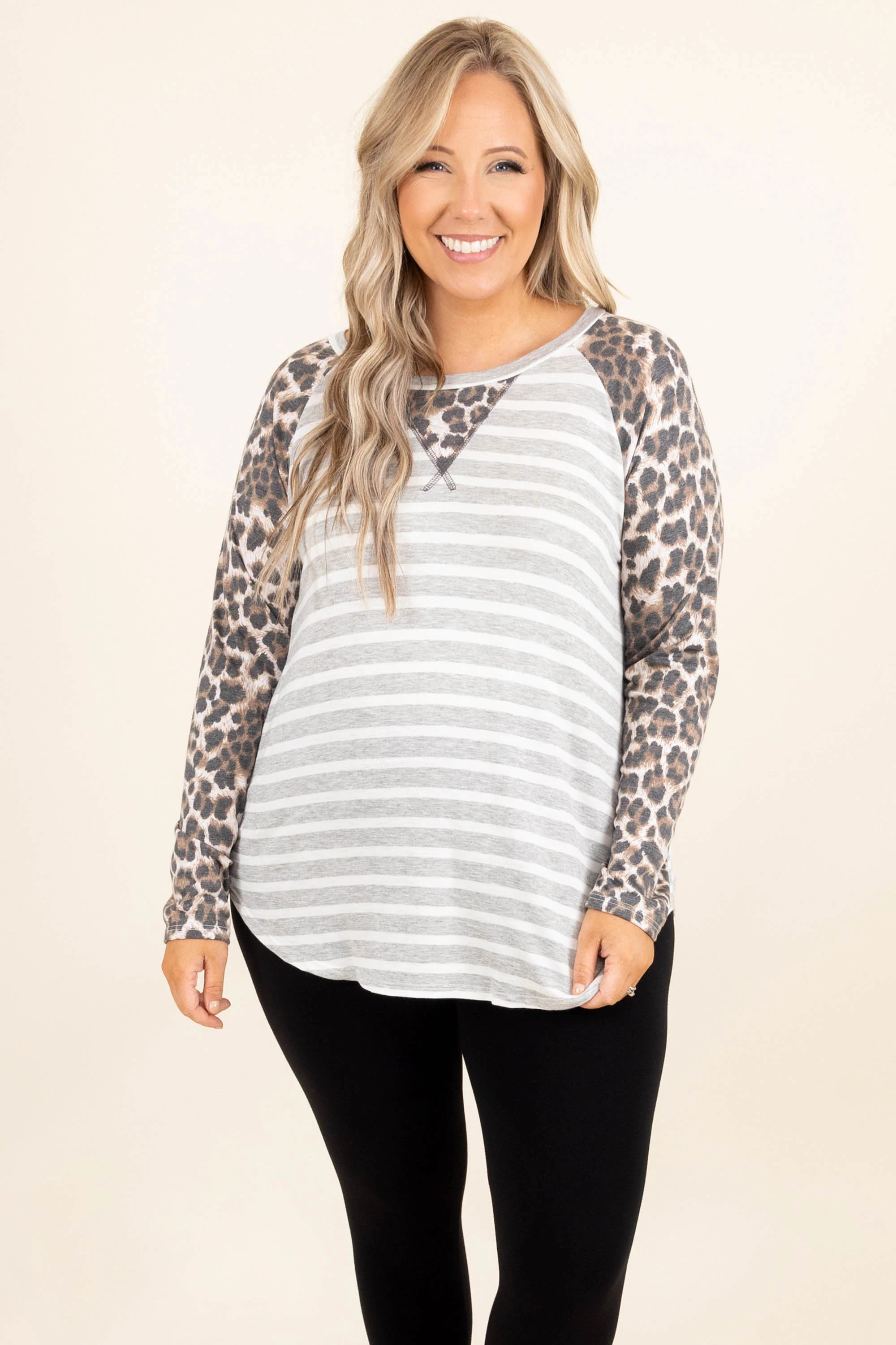 Wanted By All Top, White - Weilaico