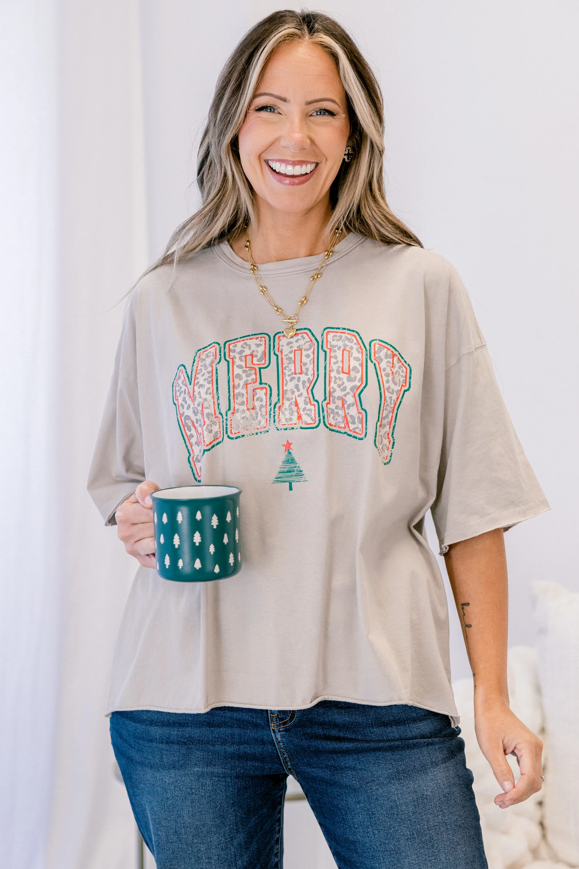 Full of Merry Vintage Wash Tee, Stone - Weilaico