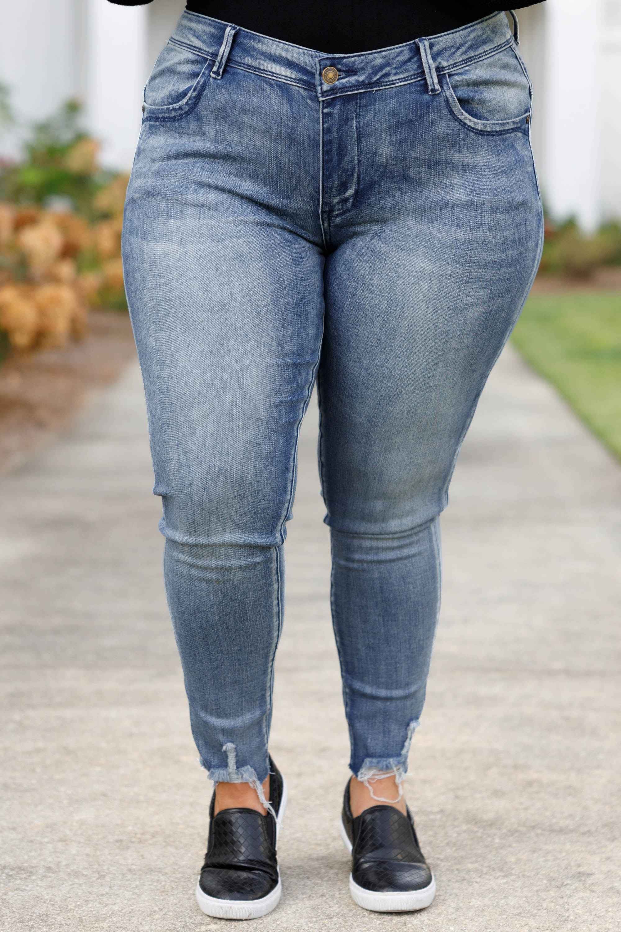 When I'm Young Jeans, Medium Wash - Weilaico