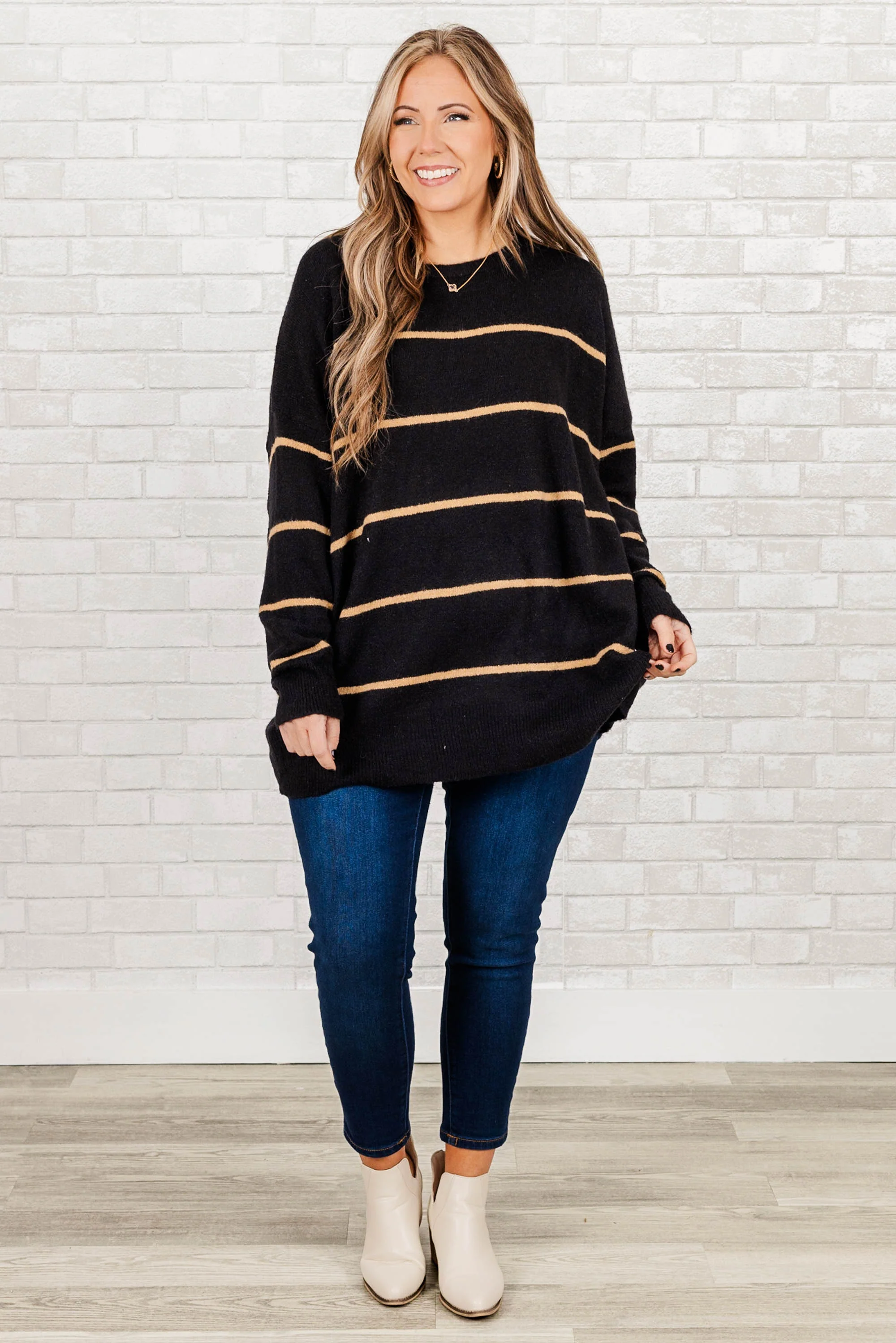 Slumber Party Sweater, Black-Brown - Weilaico