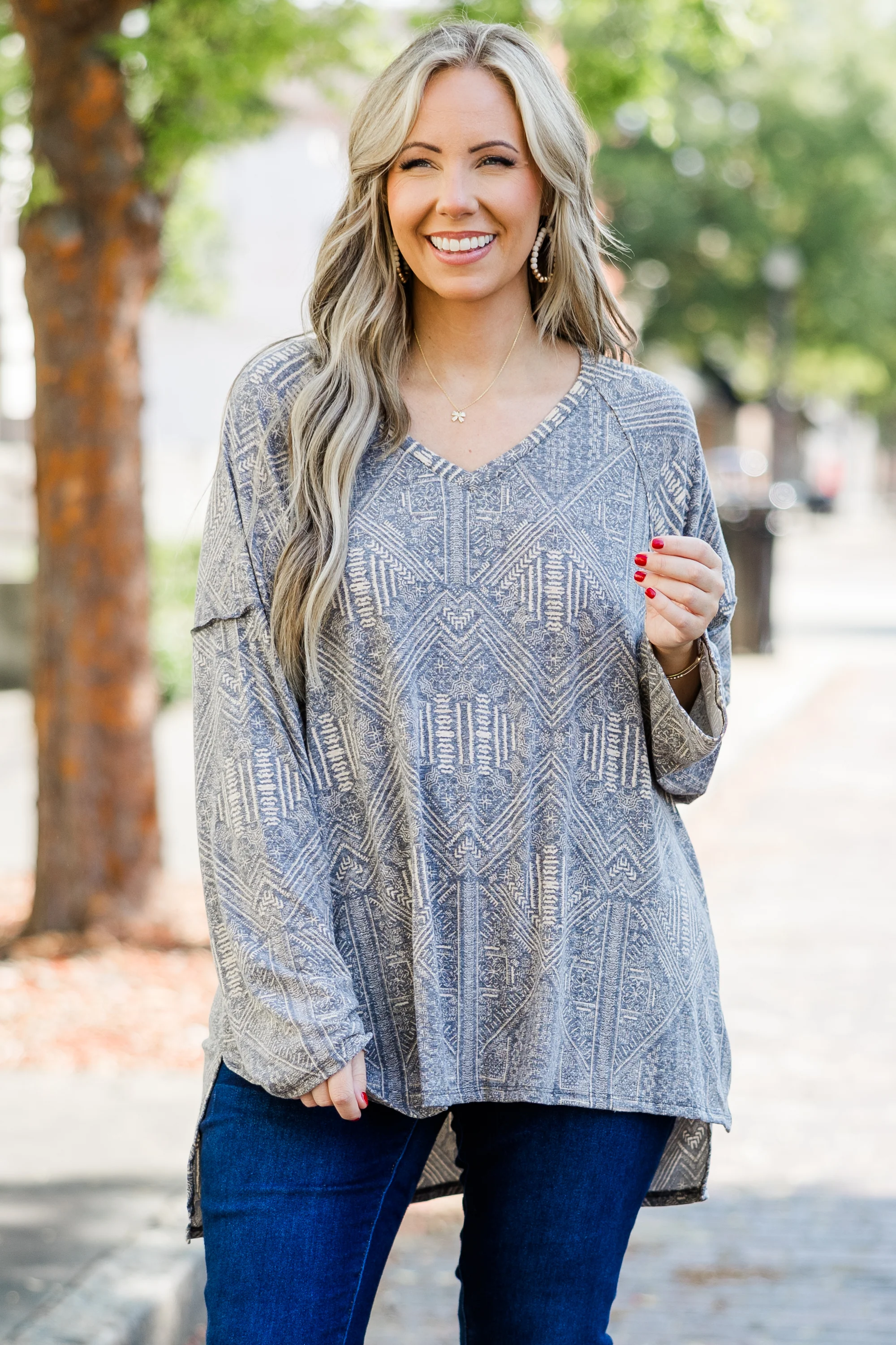 Full Of Charm Top, Gray - Weilaico