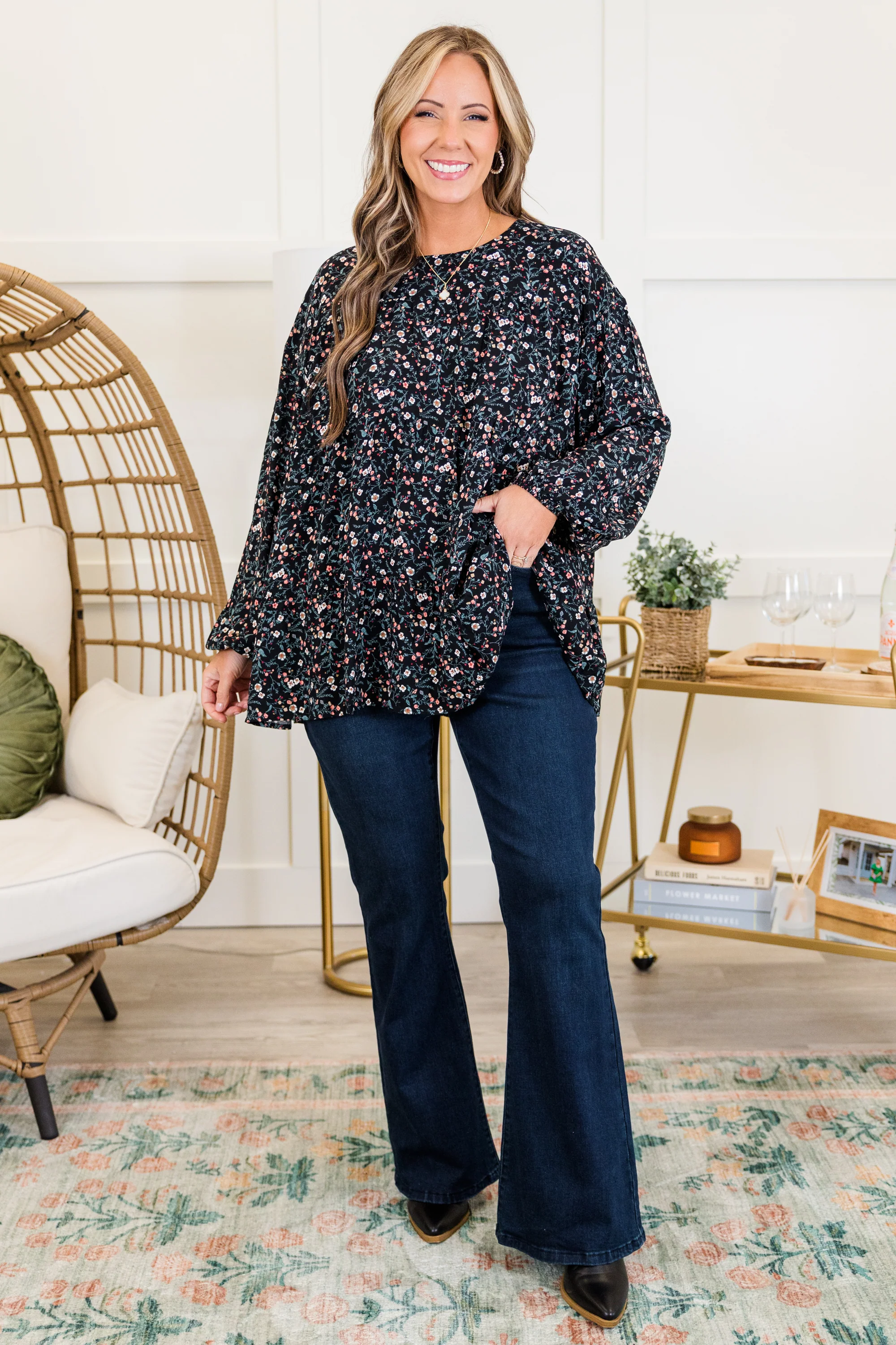 Anytime Now Top, Black - Weilaico