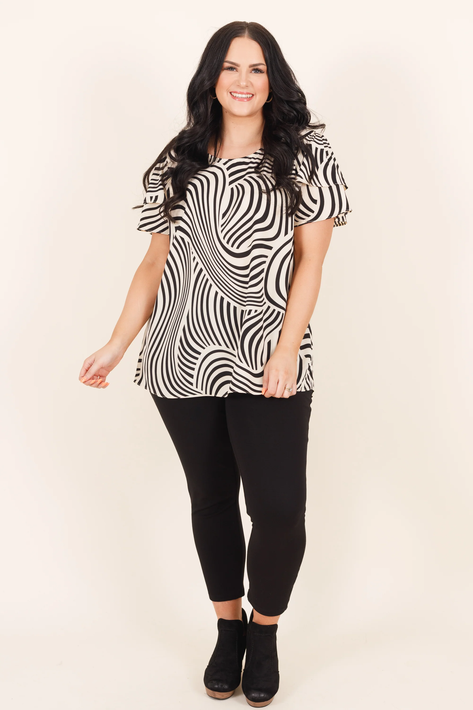 She's Wild Top, Black GEO - Weilaico