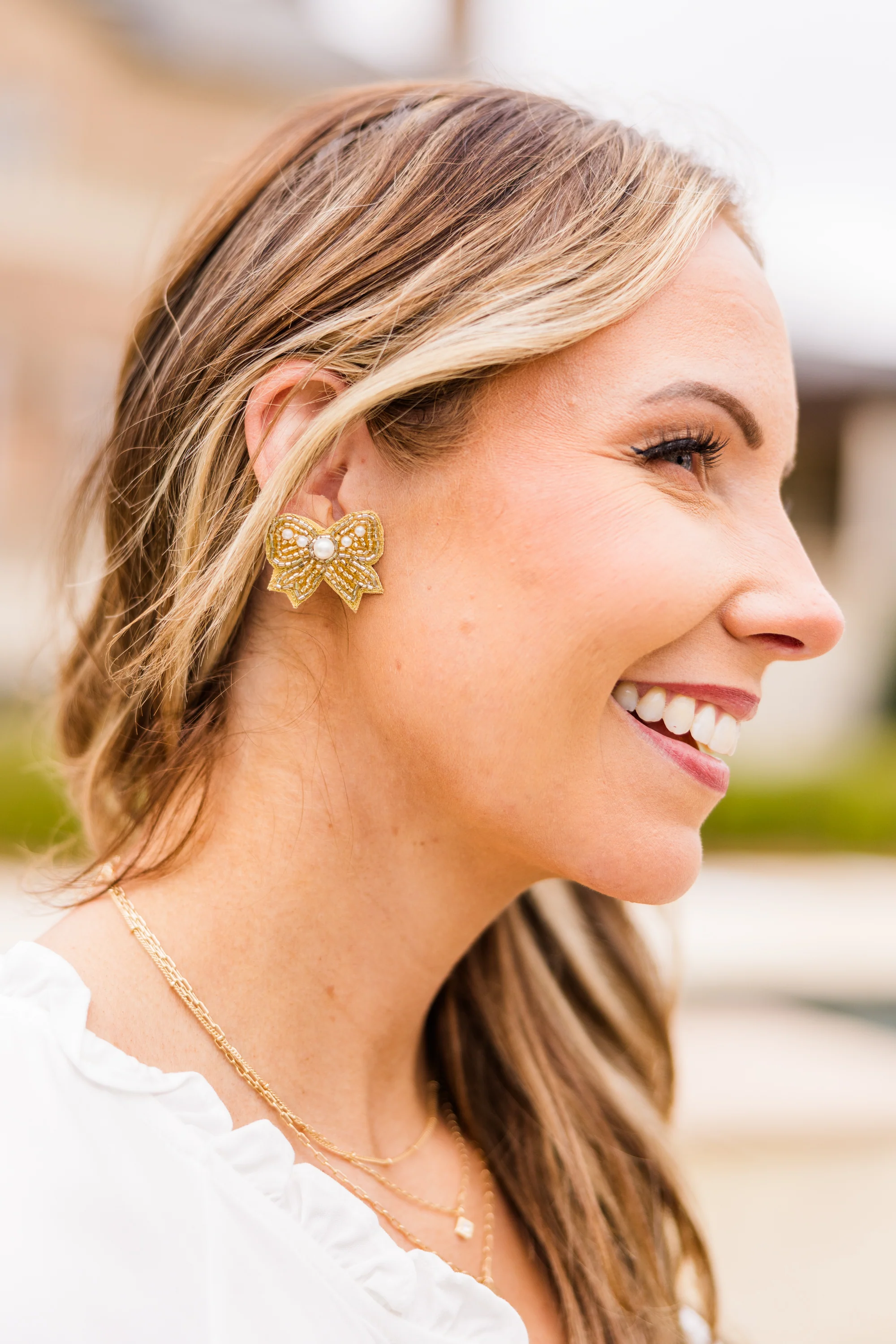 Bowdacious Pearl Earrings, Gold - Weilaico