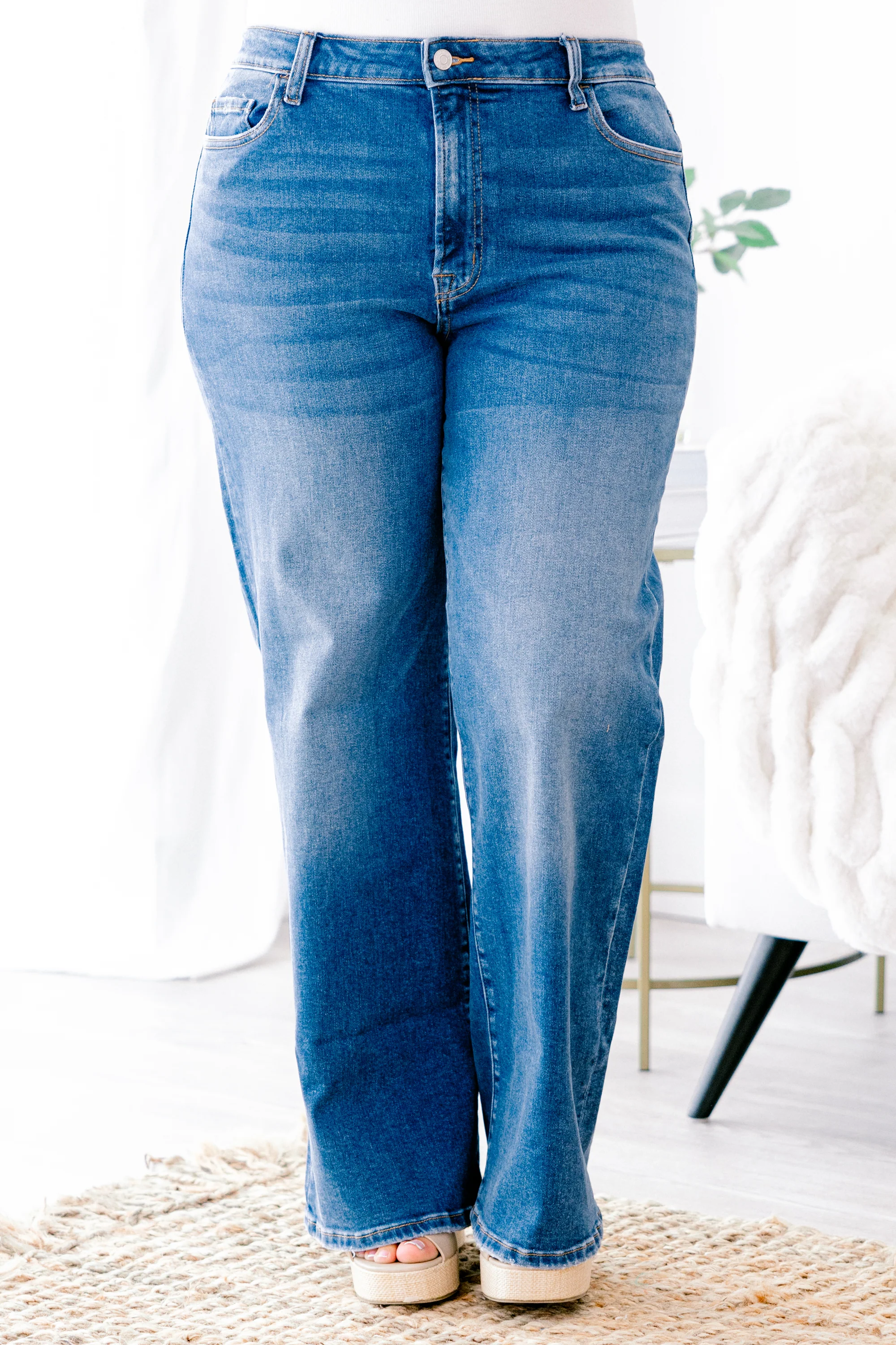 My Favorite Moment Jeans, Medium Wash - Weilaico