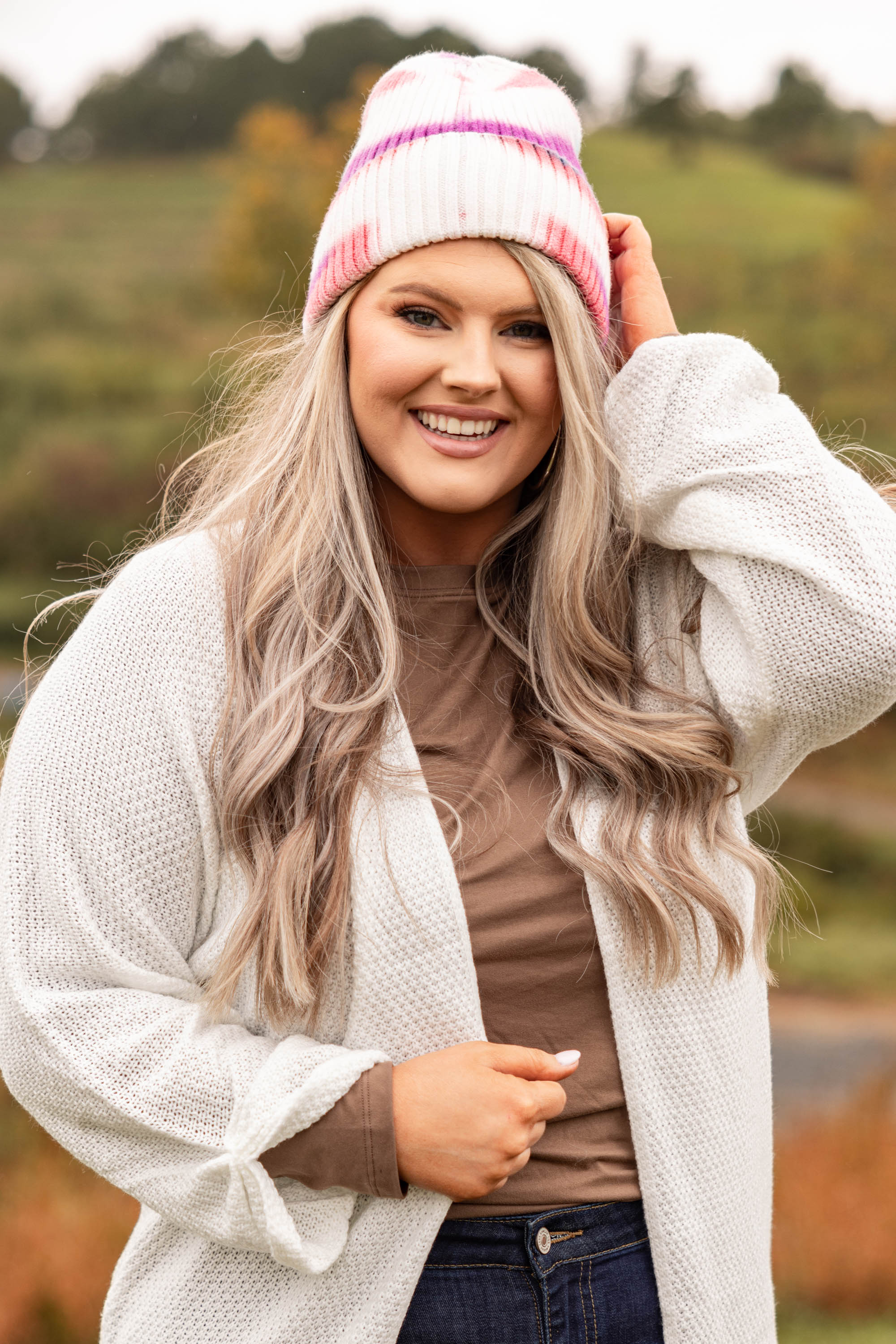 Painted In Color Beanie, Pink/Blue - Weilaico