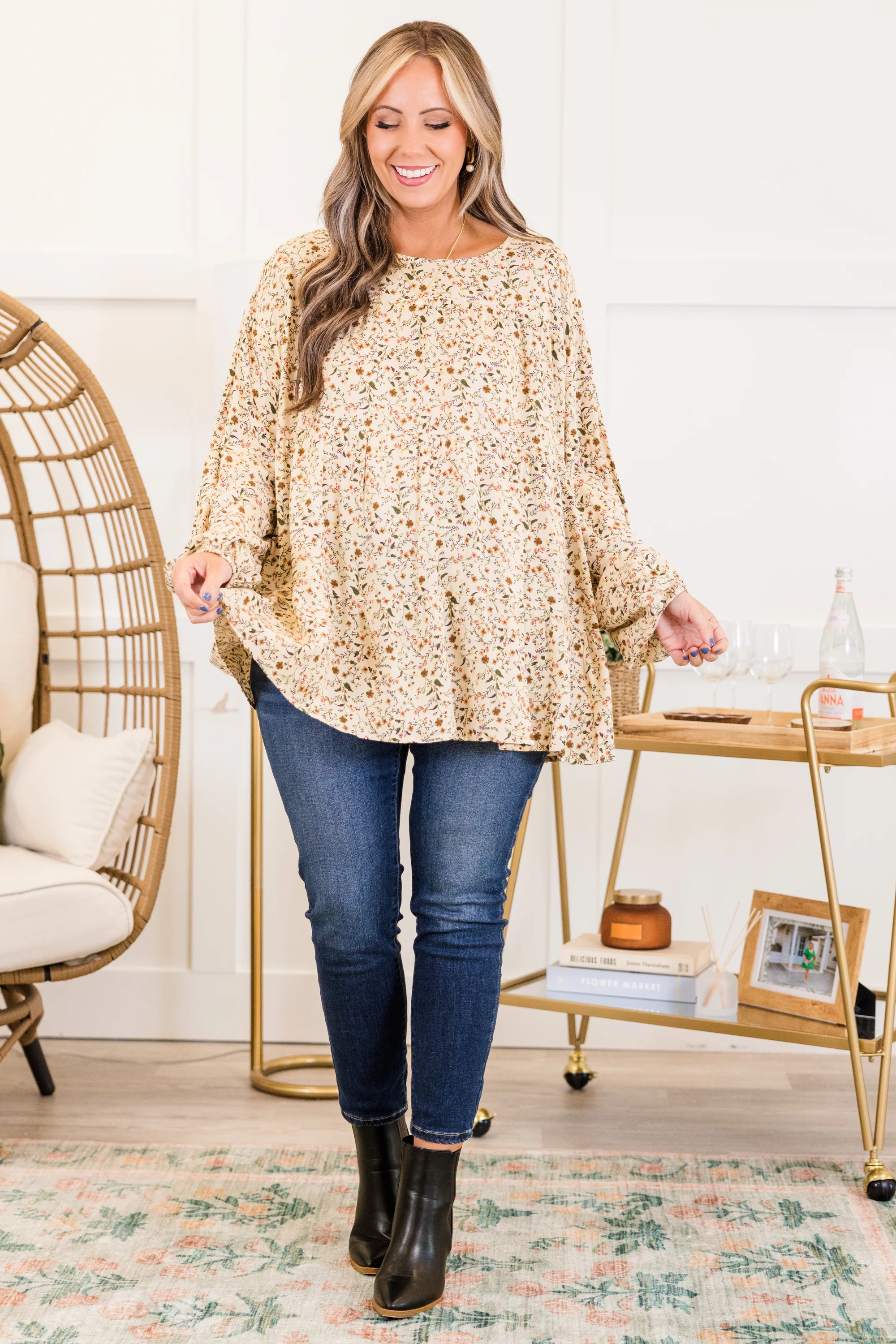 Anytime Now Top, Ivory - Weilaico