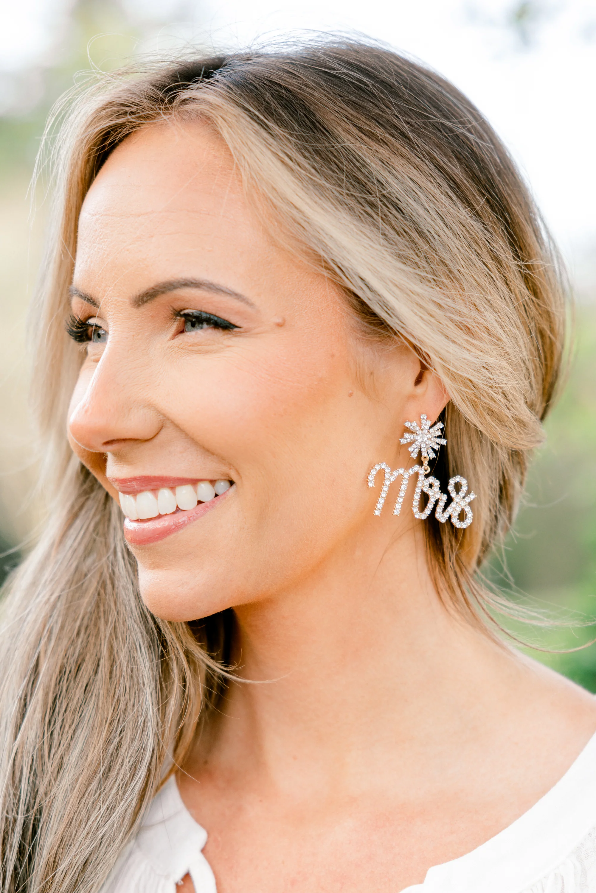 Listened To My Heart Earrings, Gold - Weilaico